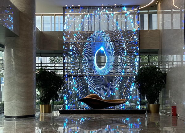晶泓LED光電玻璃屏風融入航融大廈空間美學