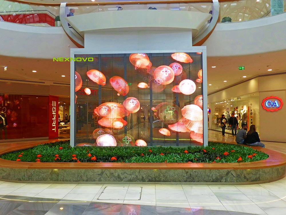 奧地利維也納商場雙面LED透明屏項目(圖2)