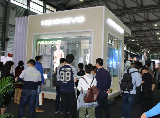 晶泓科技透明LED顯示屏爭艷C-star 2018上海國際零售展，取得理想效果完美落幕(圖5)