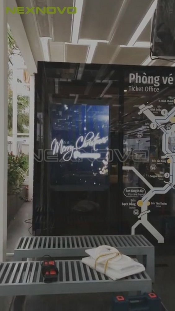 越南西貢水吧透明LED顯示屏項(xiàng)目(圖9)